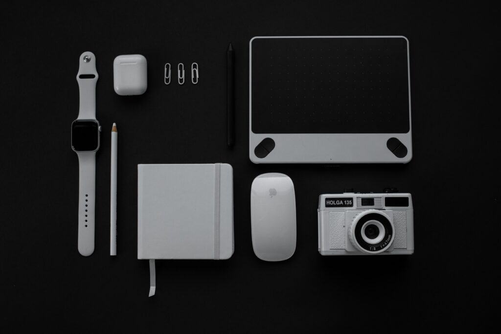 Latest Tech Gadgets for Geeks and Tech Enthusiasts